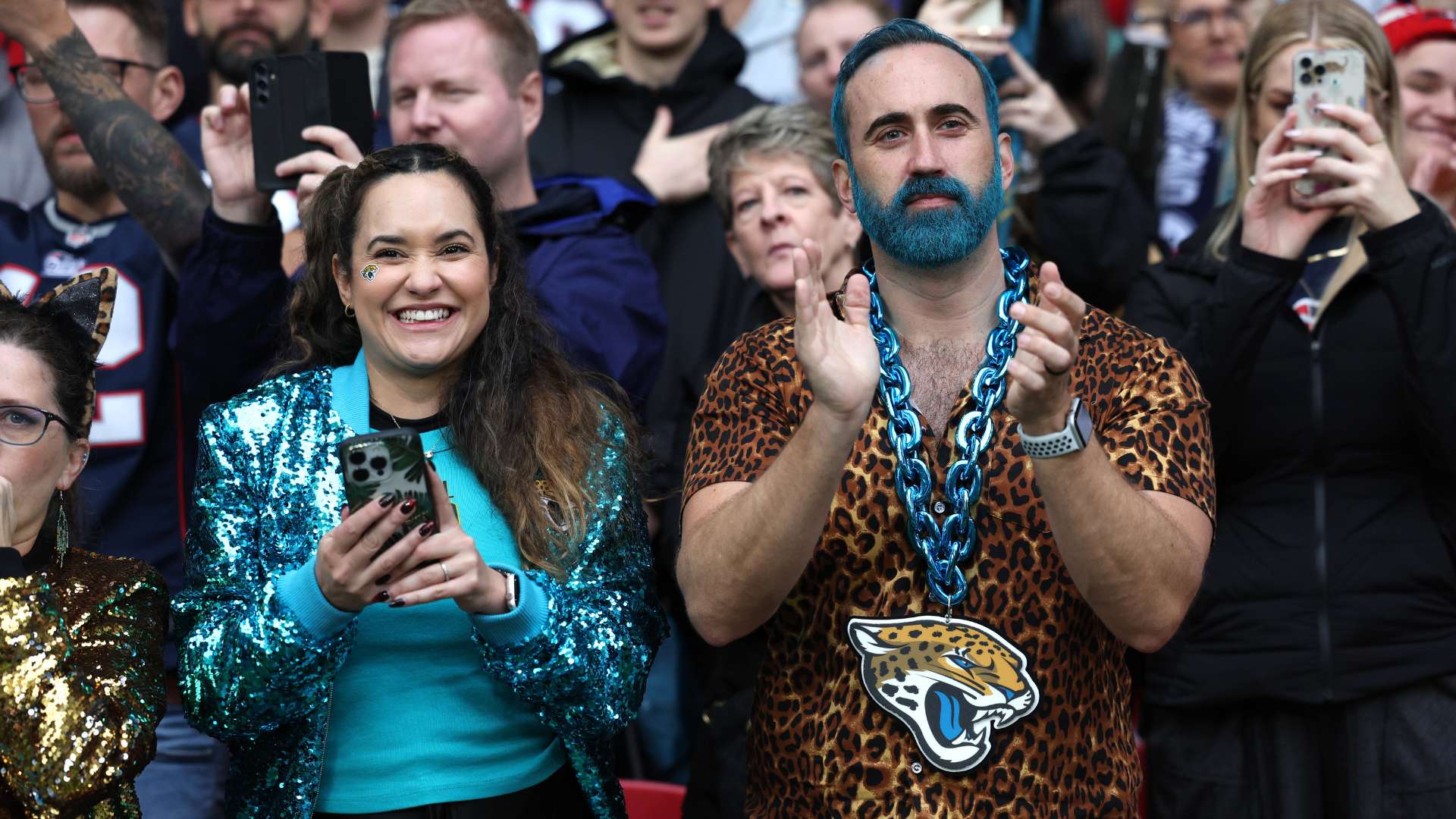 jacksonville jaguars fans wembley london nfl